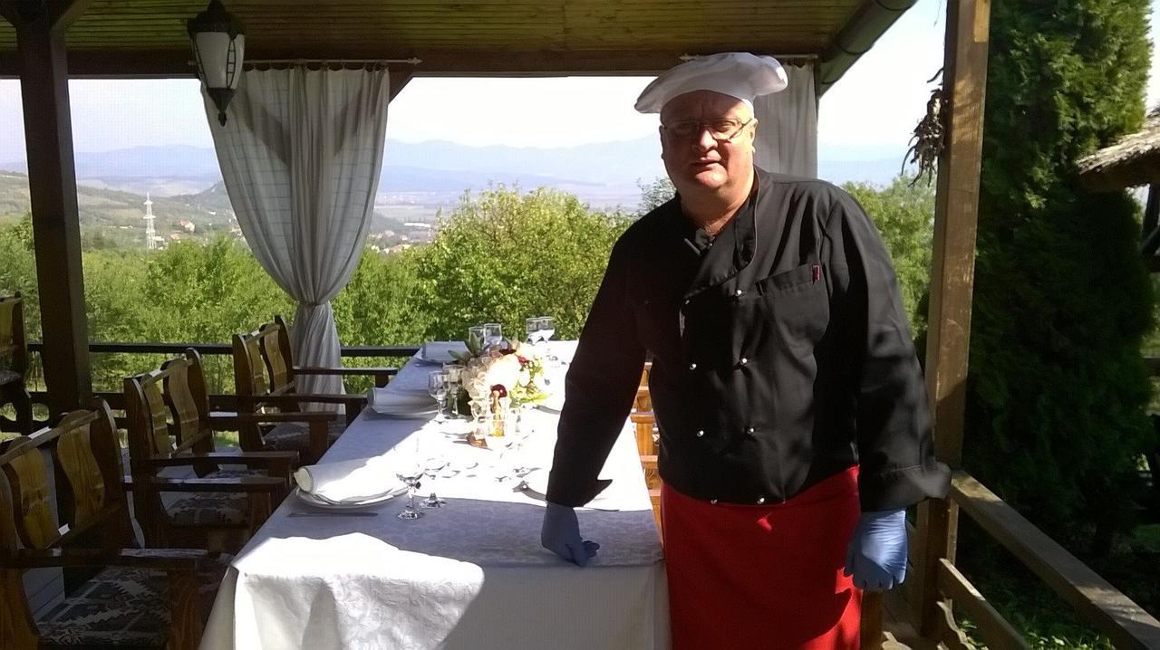 Hanu Lu Mos Opinca Deva Dış mekan fotoğraf